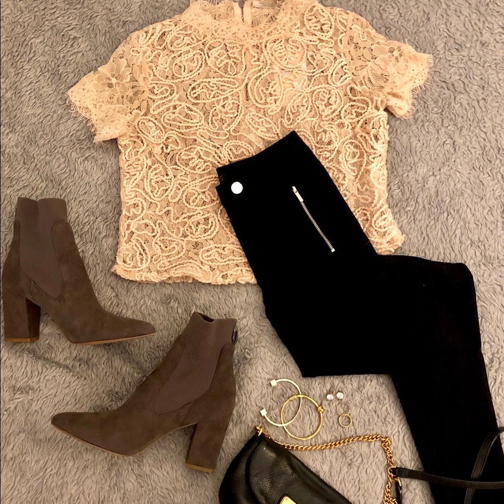 NWT ZARA Light Peach Laced Shirt W/Back Zip Size S